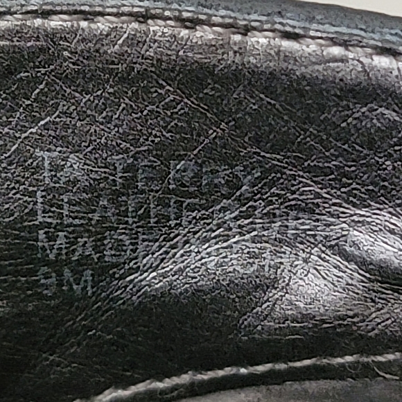 Tahari Black Leather Ankle Booties Size 9 M - Picture 9 of 9